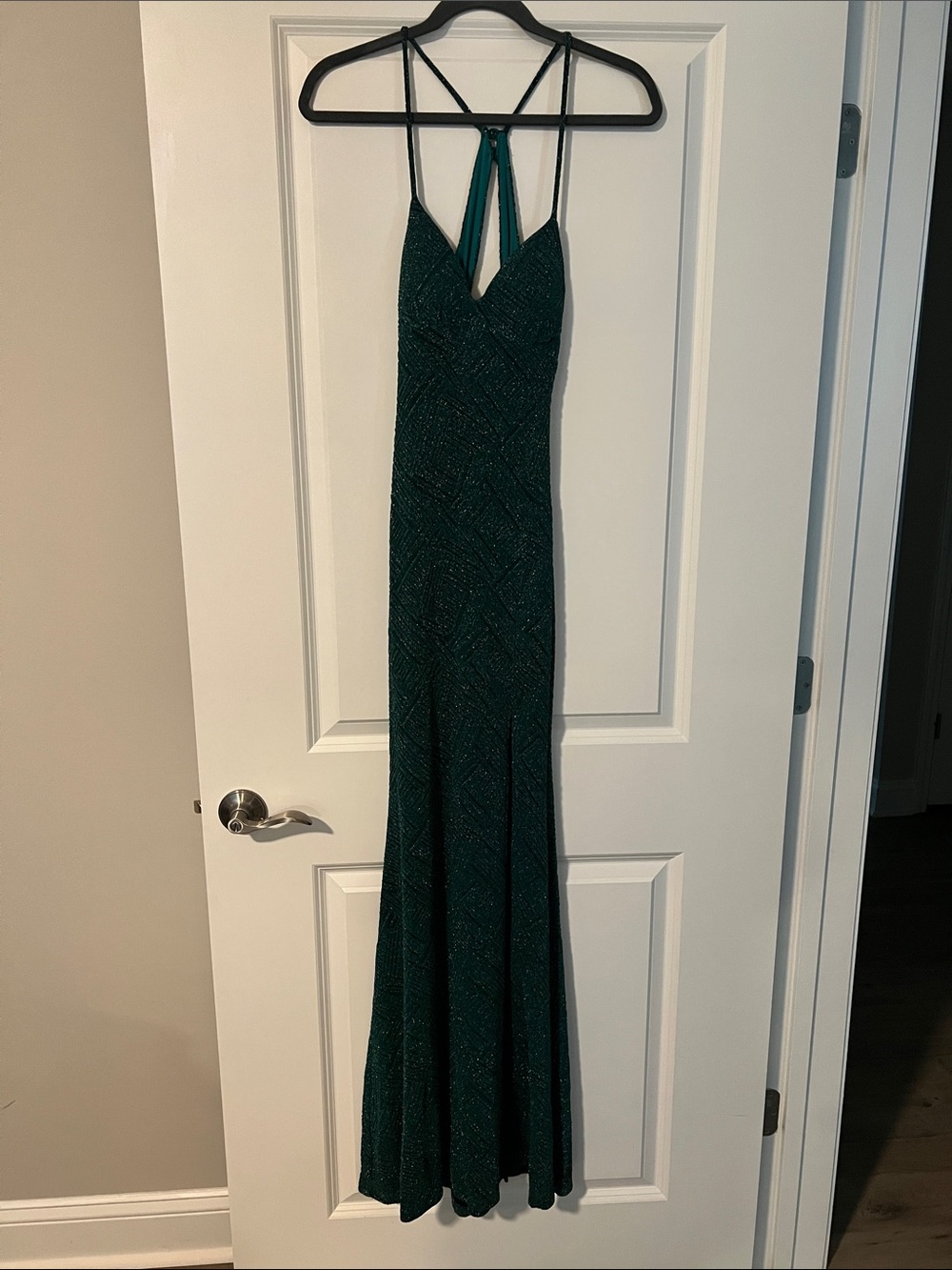 Elegant Green Beaded Evening Gown - Strappy V-Neck size 0